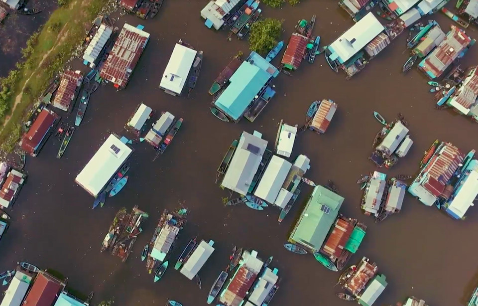 Những mảnh đời trôi nổi của người Việt trên Biển Hồ